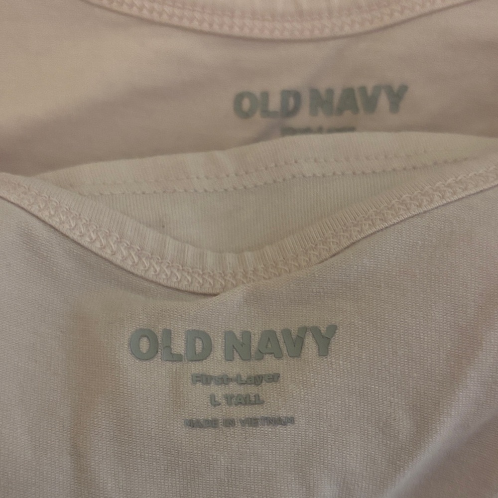 Lot of 10 Tank Tops (L and XL new and used) - Picture 4 of 9